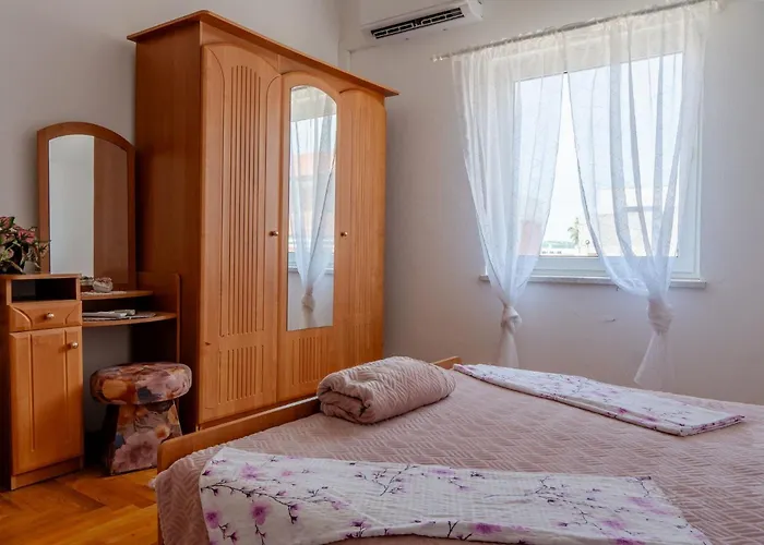 Bozena Апартаменты *