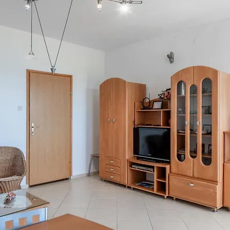 Bozena Apartment